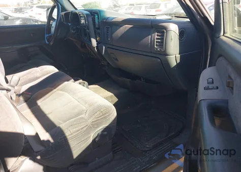 2001 Chevrolet Silverado 1500 Ls from USA, damaged, VIN 2GCEC19W311137174